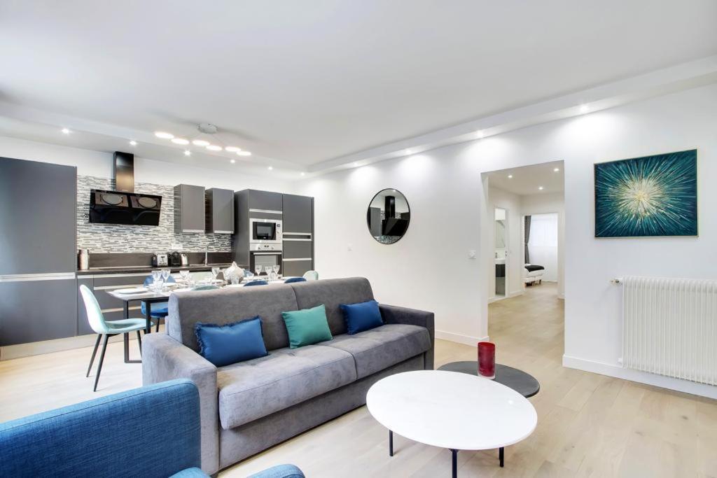 Trocadero/ Eiffel Tower - 3 Bedrooms- All New! Paris Exterior photo